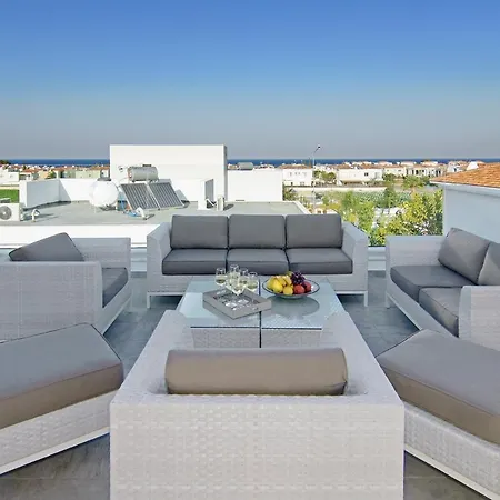 ヴィラ Lily プロタラス